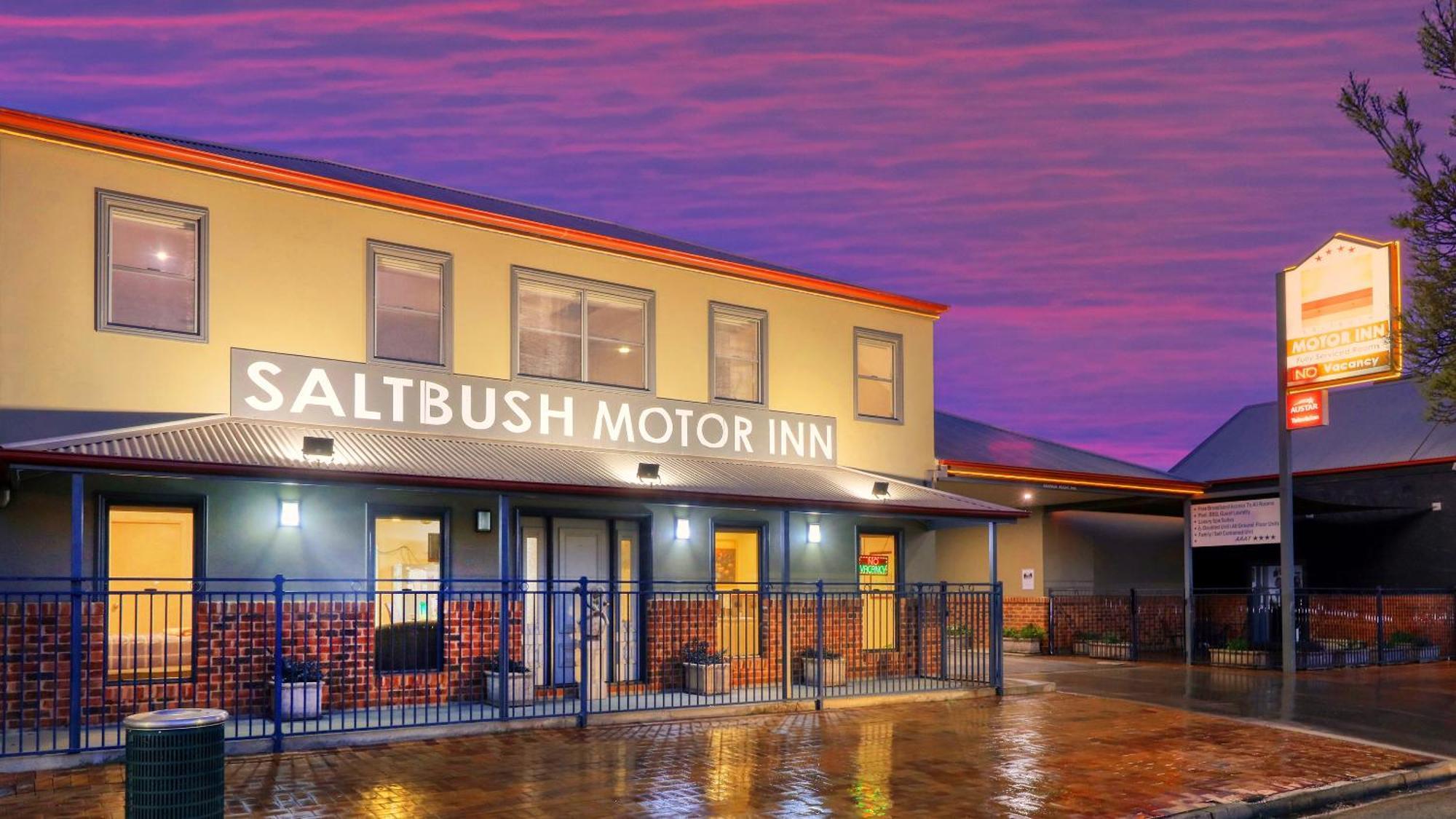 The Saltbush Motor Inn ヘイ エクステリア 写真